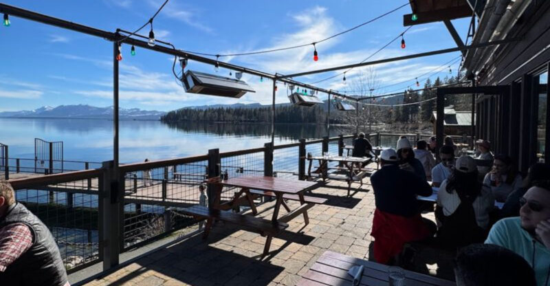 13 California Lakeside Restaurants Perfect For Late Summer Weekends
