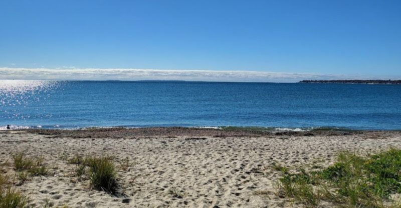 A White-Sand Connecticut Beach That Feels Like A Hidden Slice Of Paradise