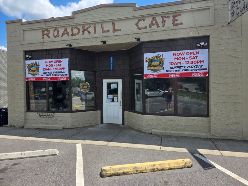 A&G’s Roadkill Cafe, Elberta
