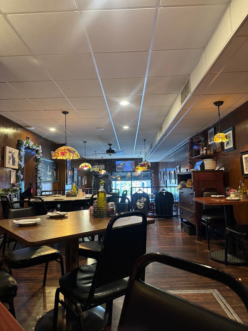Mrs. Robino's Restaurant, Wilmington
