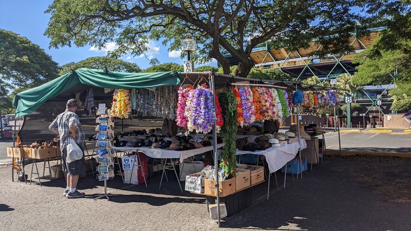 Aloha Stadium Swap Meet & Marketplace, Aiea