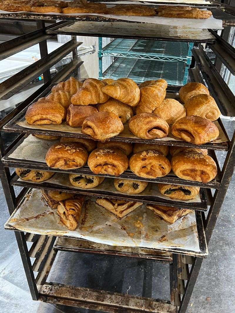 10 Massachusetts Country Bakeries That Are Worth The Drive Out Of Town - Decor Hint Berkshire Mountain Bakery