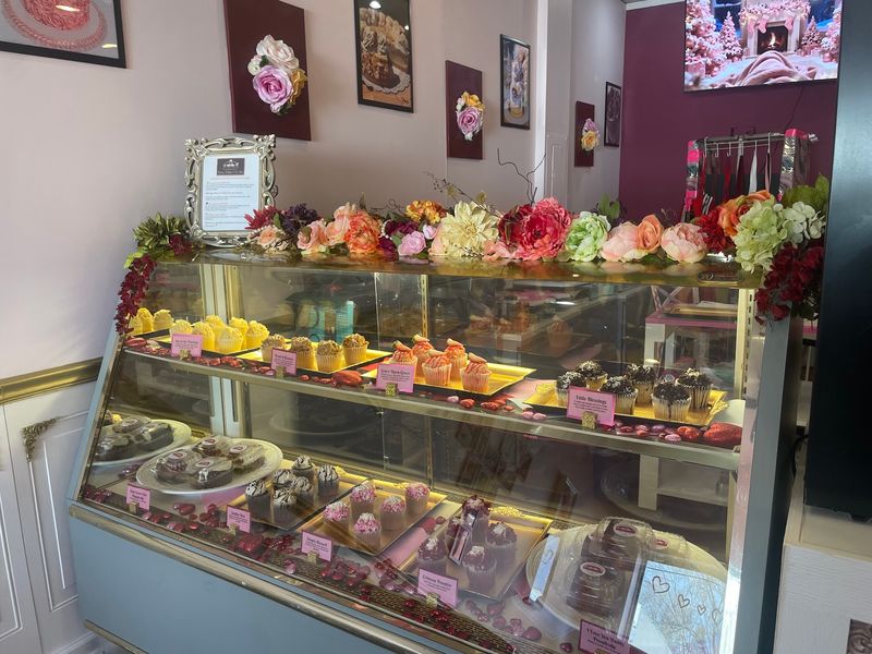 10 North Carolina Hole-In-The-Wall Tea Rooms With Southern Desserts Worth Craving - Decor Hint Ms. Ruthie's Doing It Bakery Boutique And Tea Shop, Hope Mills