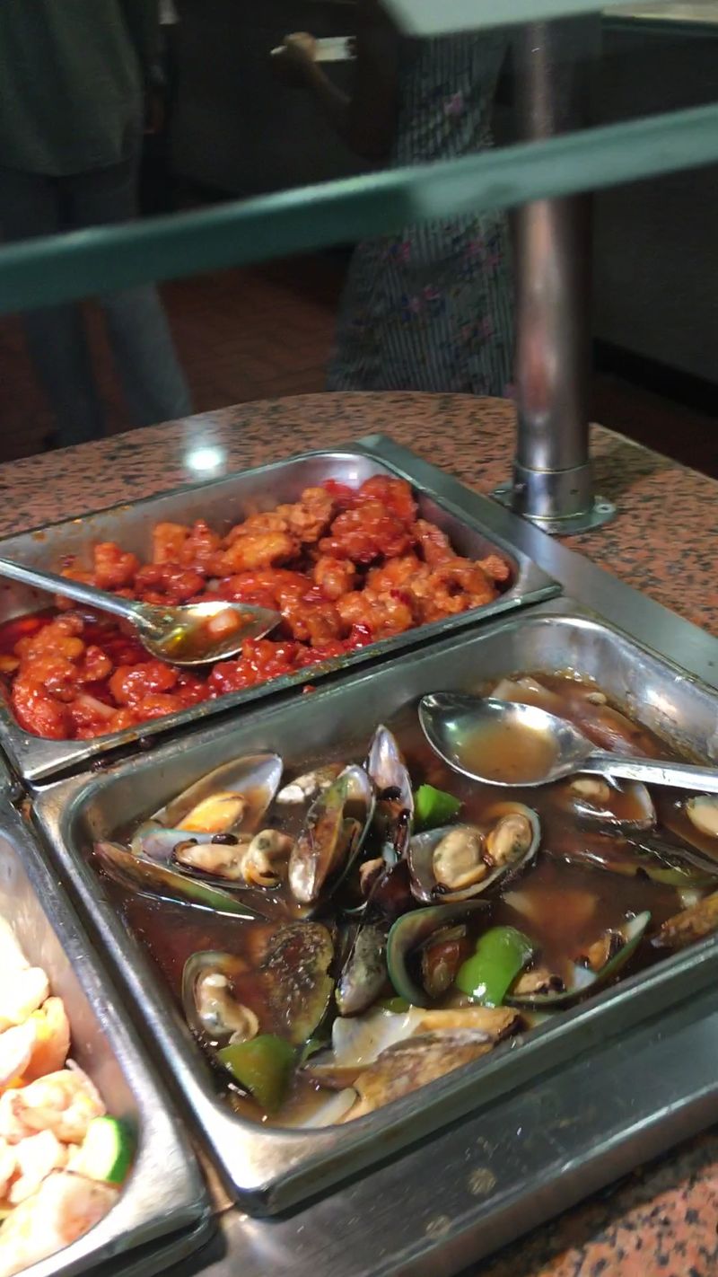 Royal Buffet & Grill, Akron