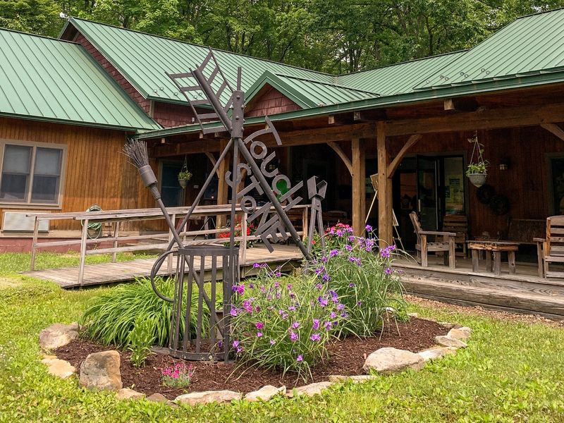 Touchstone Center For Crafts, Farmington
