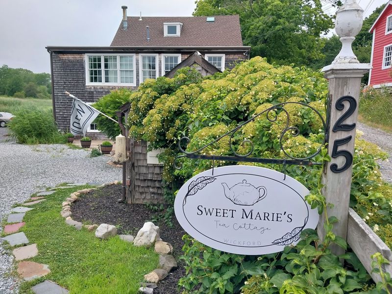 10 Places In Rhode Island Where Tea And Fresh Scones Still Feel Delightfully Old-Fashioned - Decor Hint Sweet Marie’s Tea Cottage, North Kingstown