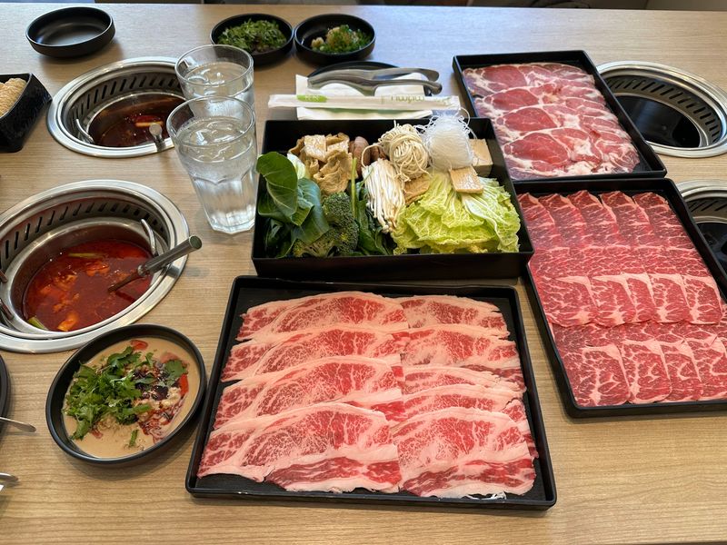 Mumu Hot Pot, Emeryville