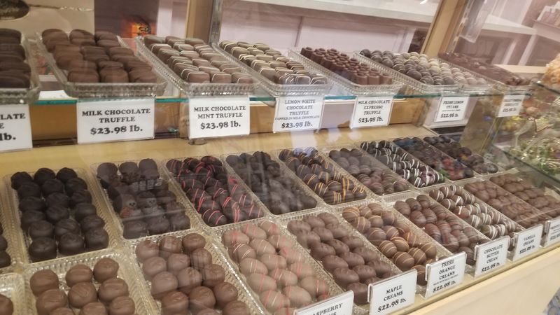 Lee's Candies In Boise