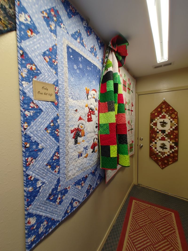 8 Idaho Quilt Shops Where Bolts Of Fabric Line Every Wall - Decor Hint Stitch n' Snip In Garden Valley