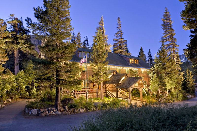 The Lakefront Restaurant, Mammoth Lakes