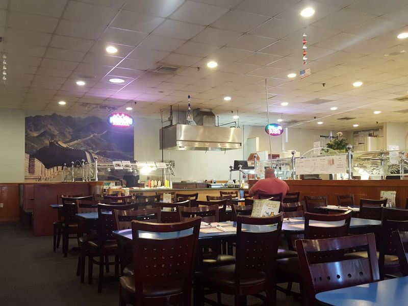 The All-You-Can-Eat Connecticut Spot That Has Fed Generations Of Locals - Decor Hint The Buffet Has Been Around Since 1992