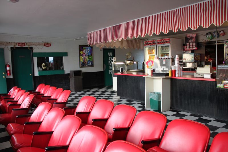This Vintage Idaho Drive-In Theater Brings All The Simpler-Times Nostalgia Rushing Back - Decor Hint Clean Restrooms and Thoughtful Touches