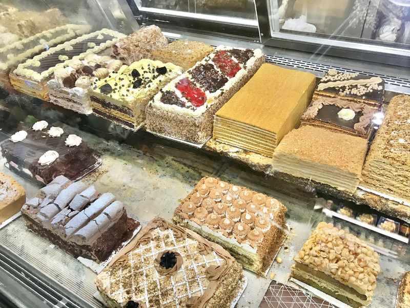 Napoleon, Tiramisu And More Cake Choices