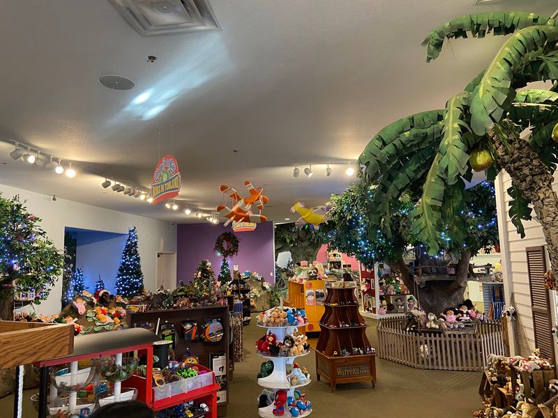 This North Georgia Factory Tour Is A Hidden Attraction Most Travelers Miss - Decor Hint The Gardens At Eula Springs Outside