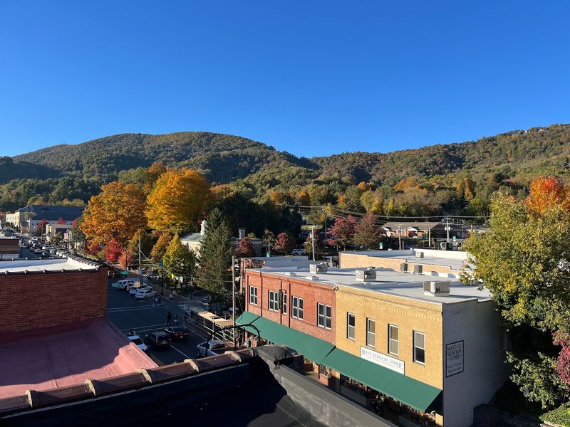 This Beloved Mountain Town Was Named The Poorest City In North Carolina - Decor Hint The Median Resident Is Just 21 Years Old