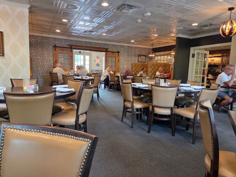 A Dining Room With Streetcar History