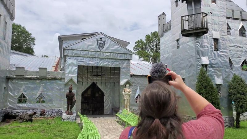 Tour Guides Who Keep The Stories Alive