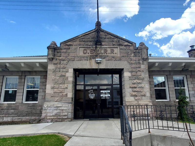 Downtown Offers Small-Town Convenience Without Feeling Cut Off