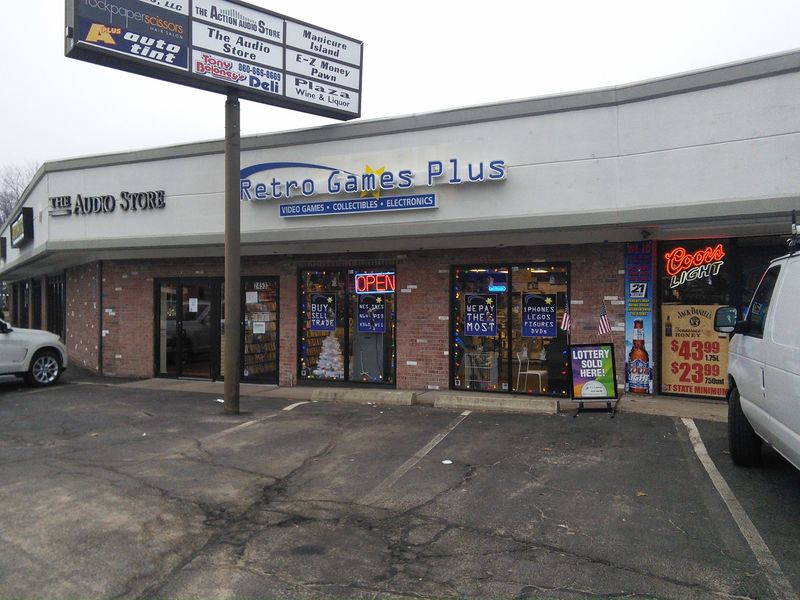 Suburban Shopping Surroundings Keep It Easy To Reach