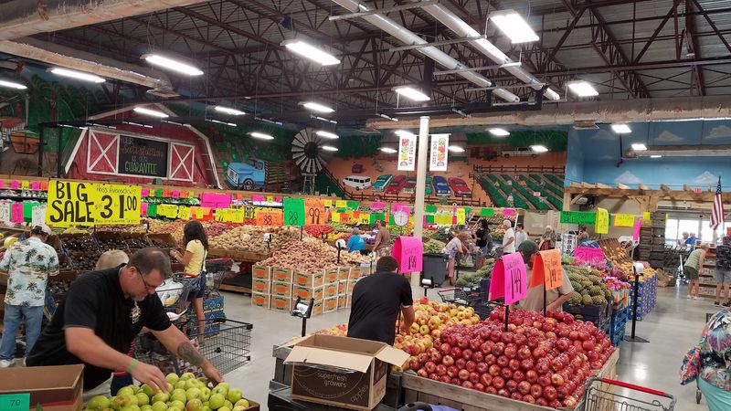 Groceries Cost Less At This Florida Farm Market Than At The Supermarket Down The Road - Decor Hint Hours, Directions, and Whether the Savings Hold Up