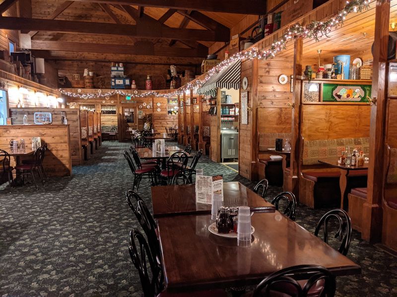 Where the Griddle Meets Mountain Charm