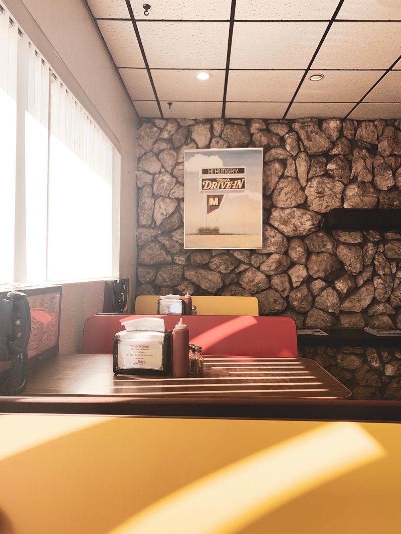 Nebraska’s Best Juicy Cheeseburgers Are Hiding At This Classic Drive-In - Decor Hint McCook's Favorite Lunchtime Landmark