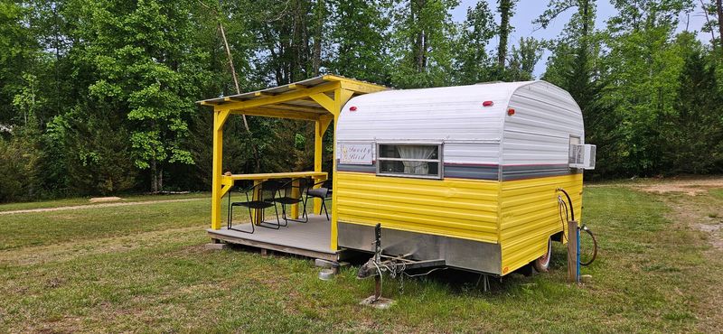 Sleep Over In A Vintage Camper