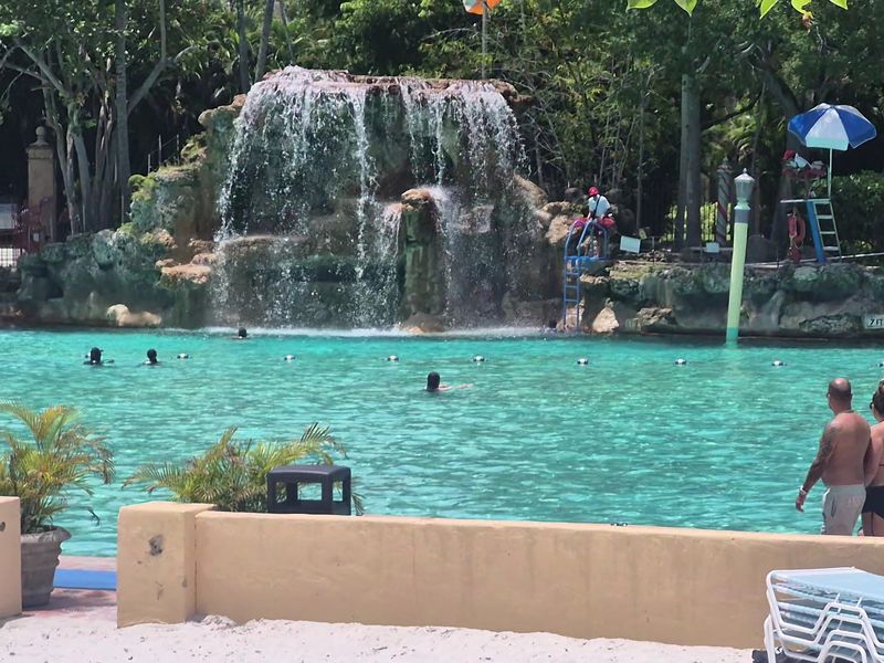 This Florida Swimming Hole Hides Inside A Former Coral Rock Quarry - Decor Hint Spring Water, Drained and Refilled