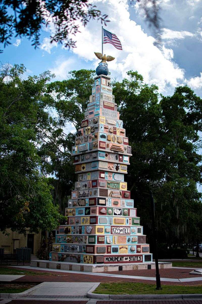This 50-Foot Florida Tower Was Built With A Stone From Every State - Decor Hint Born From a Wartime Idea