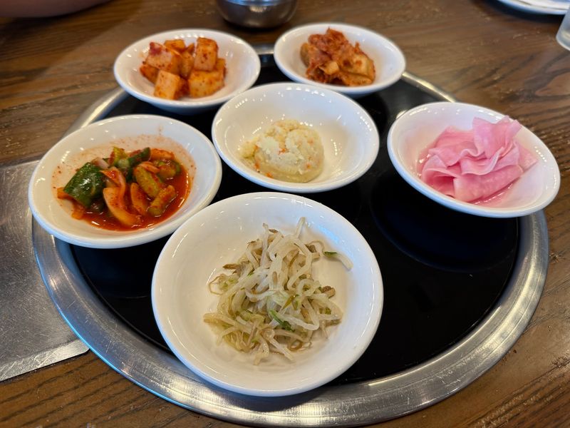 Small Bowls, Big Statement