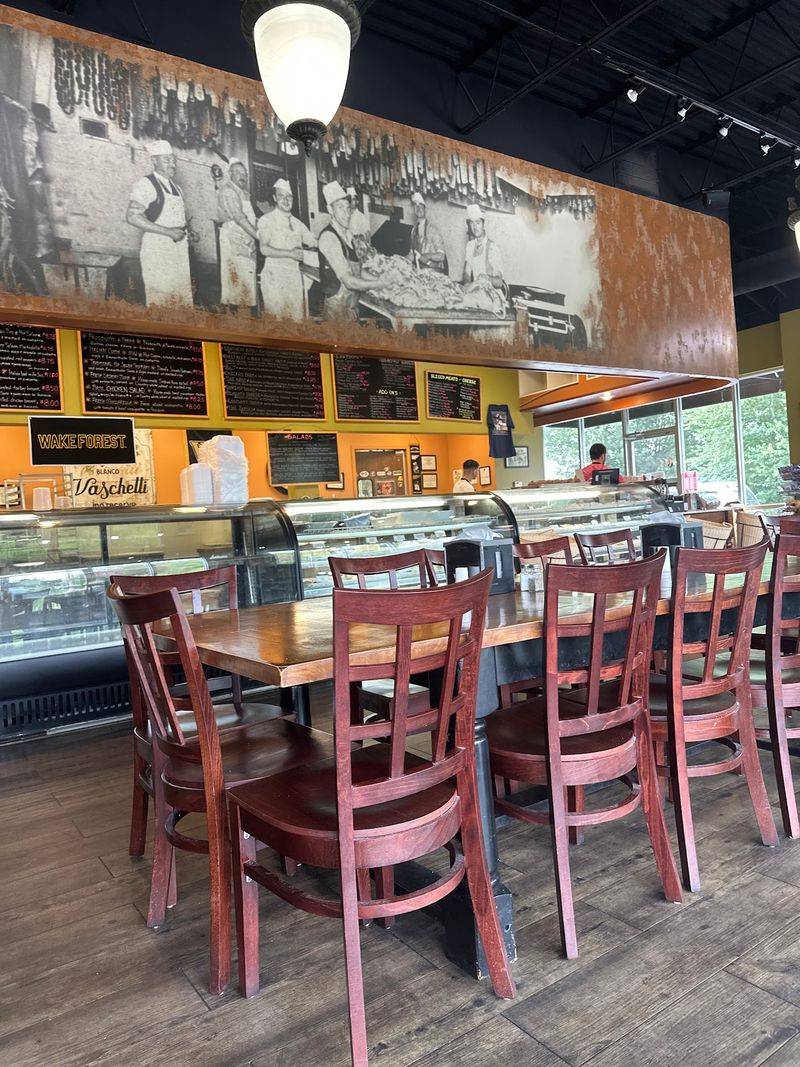 Dioli's Italian Market