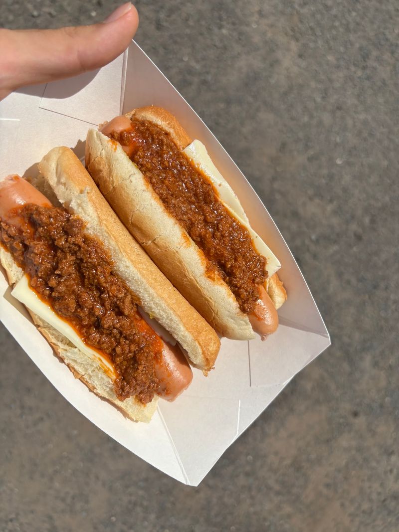 Old-School Hot Dogs Keep This Tiny Stand Busy