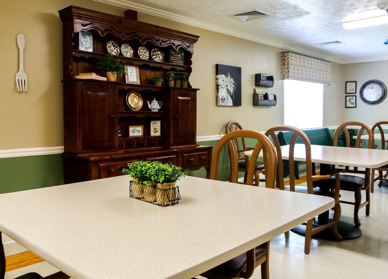 Lynn Haven Health And Rehabilitation, Gray