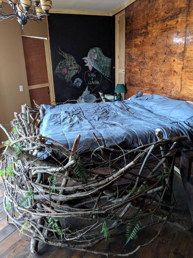 Nest Beds And Bungalows