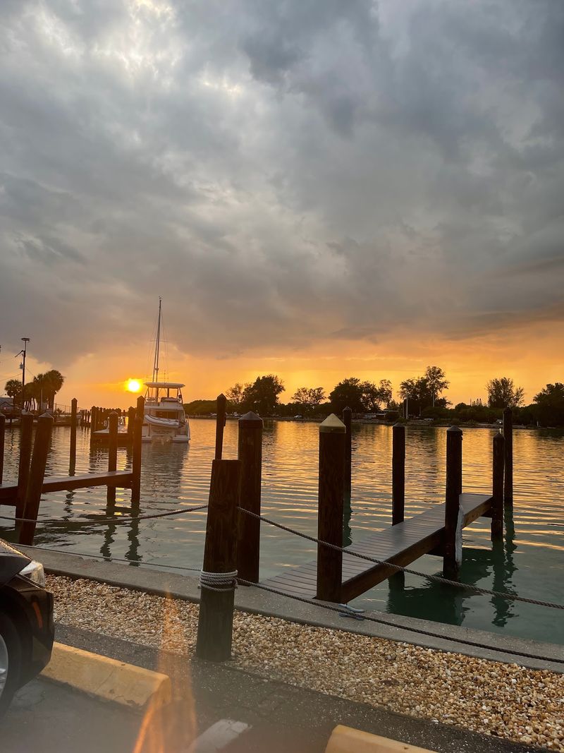 Crow's Nest Restaurant & Marina, Venice
