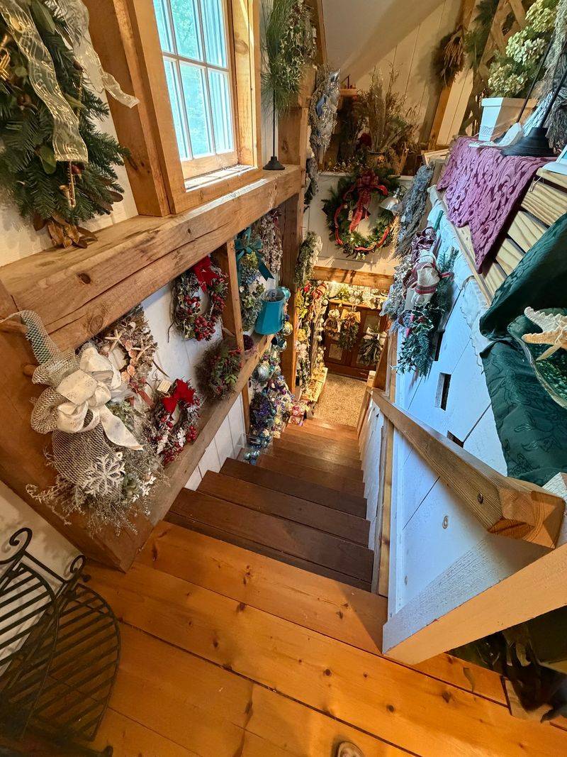 Herbs And Ornaments Keep Browsing Fun