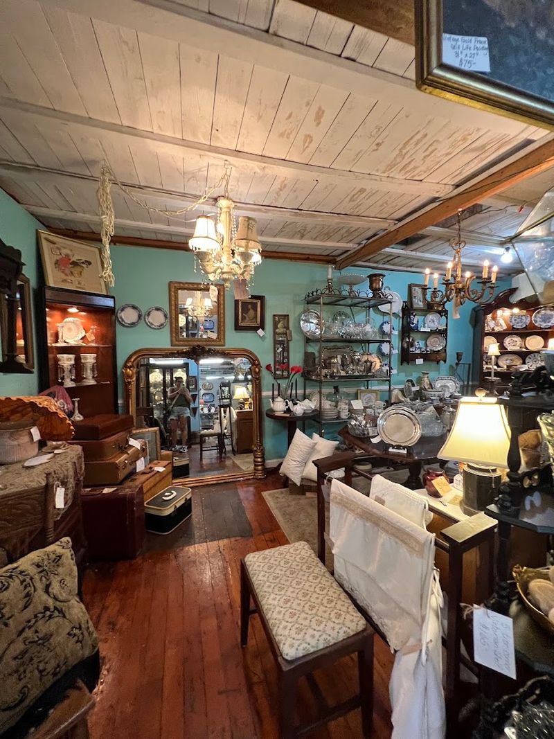 Hundreds Of Vendor Booths With Unique Finds
