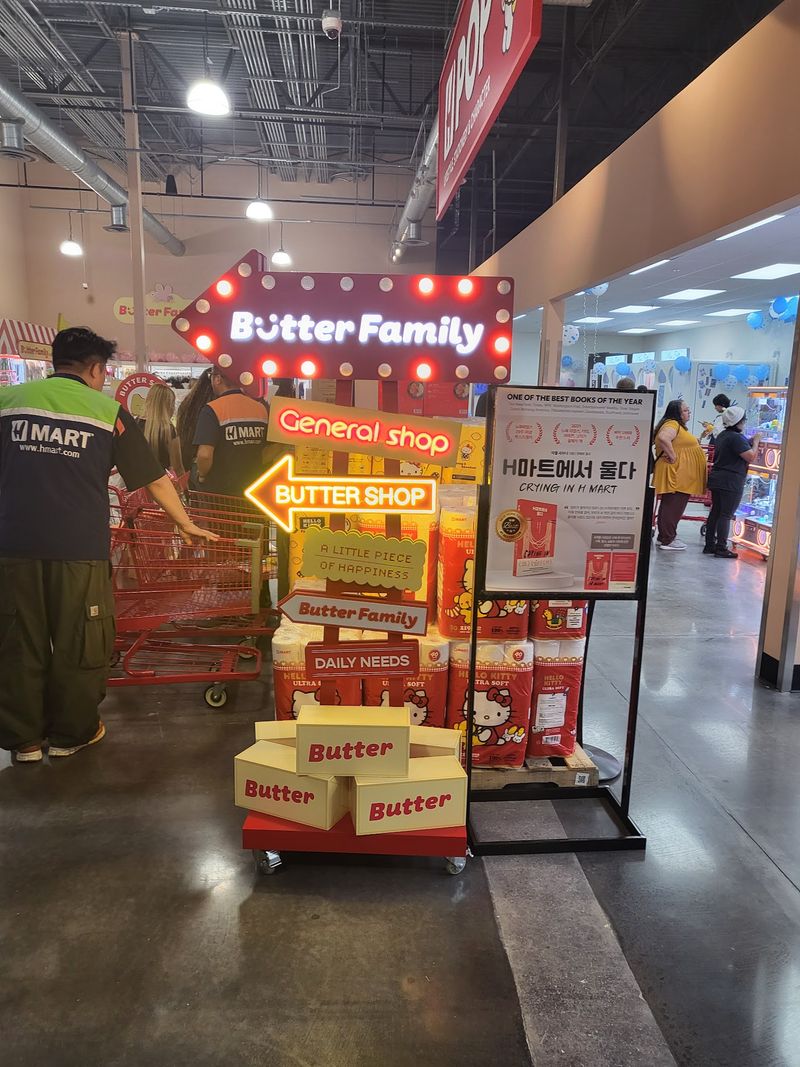 Shops, Games And Photo Booths