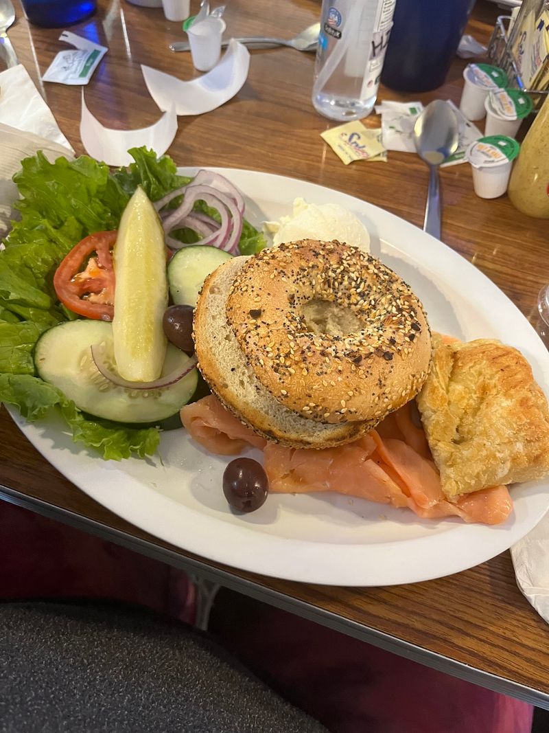 Bagels Beyond The Soup