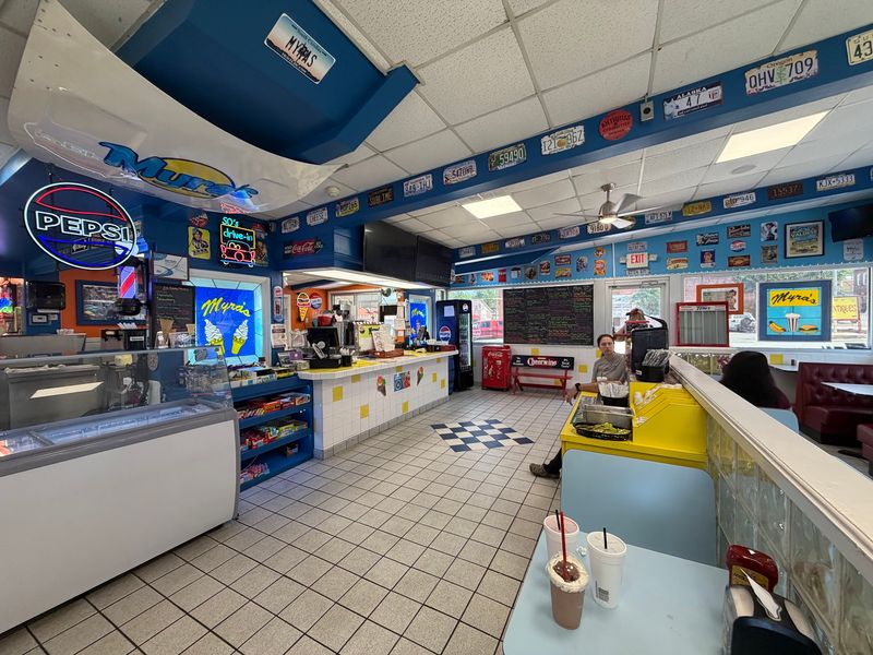 10 Of The Best Family-Owned Restaurants In North Carolina Locals Swear By - Decor Hint Myra's Smashburgers and Creamery, Valdese