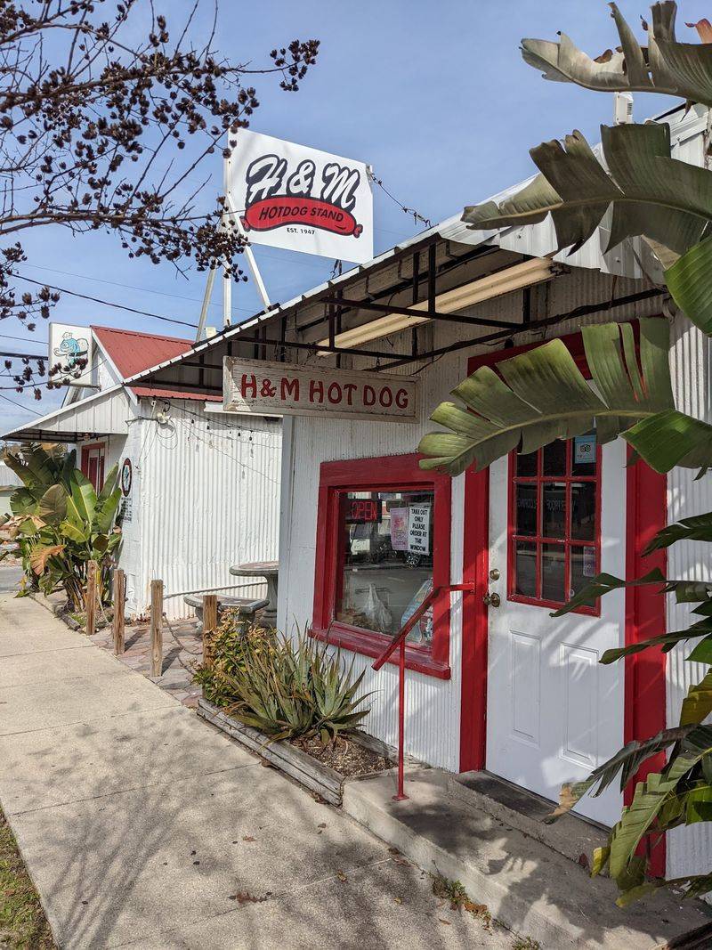 10 Hidden Towns In Florida That Are More Charming Than Most Travelers Realize - Decor Hint DeFuniak Springs, Walton County