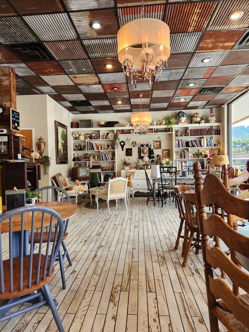 Baked Pie Company, Arden