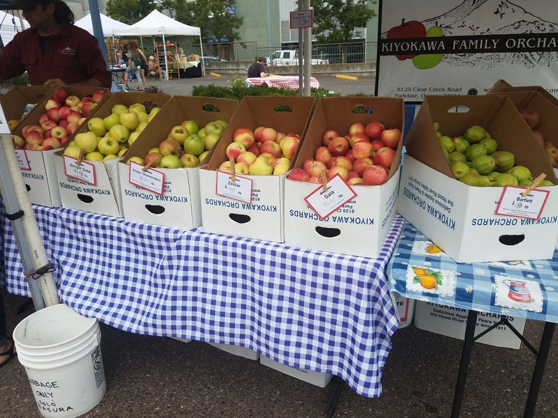 Hood River Farmers Market
