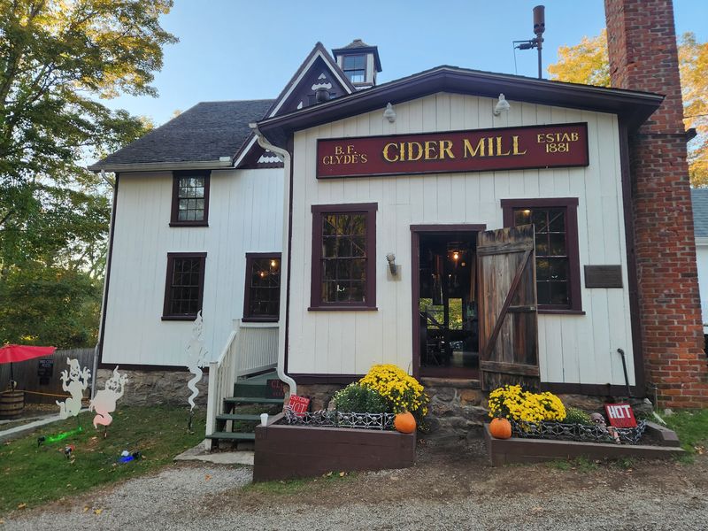 B.F. Clyde's Cider Mill, Mystic