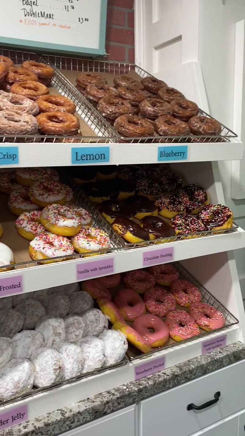 Branford Beach Donut, Branford