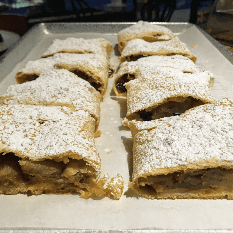 Apple Strudel Made The Traditional Way