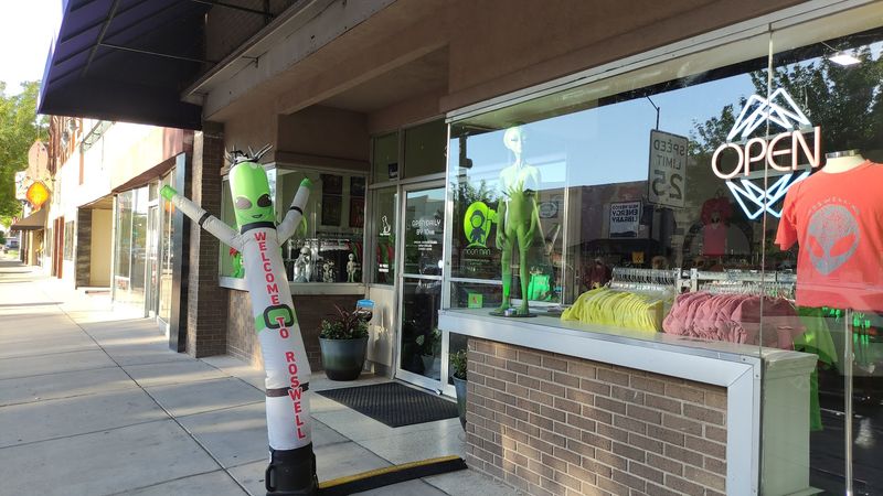 10 Fabric Shops Across New Mexico Every Quilter Should Visit - Decor Hint Calico Cow Fabric & Gift Shop