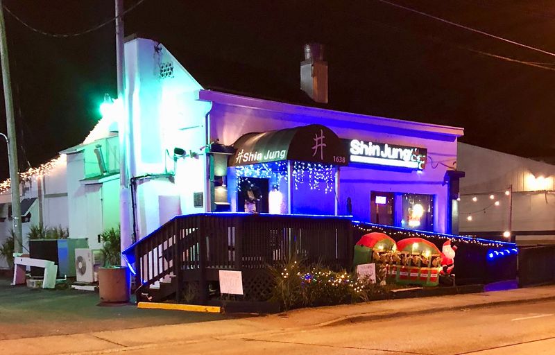 A Storefront on Orlando's Colonial Drive
