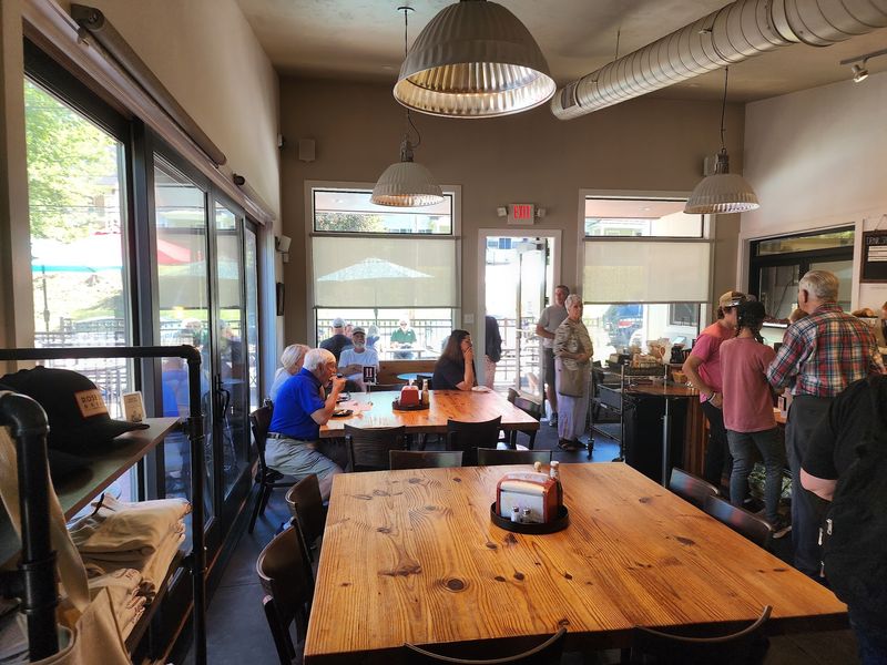 10 Massachusetts Country Bakeries That Are Worth The Drive Out Of Town - Decor Hint Rose 32 Bread