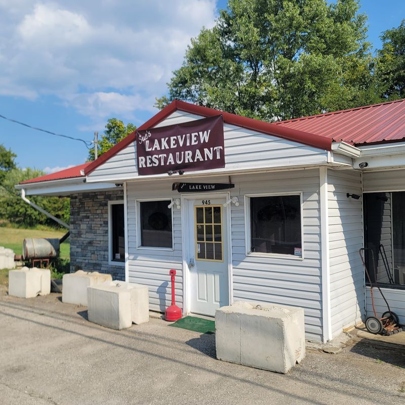 12 Restaurants Across Rural Kentucky Locals Say You Need To Try In 2026 - Decor Hint Sue's Lakeview Restaurant